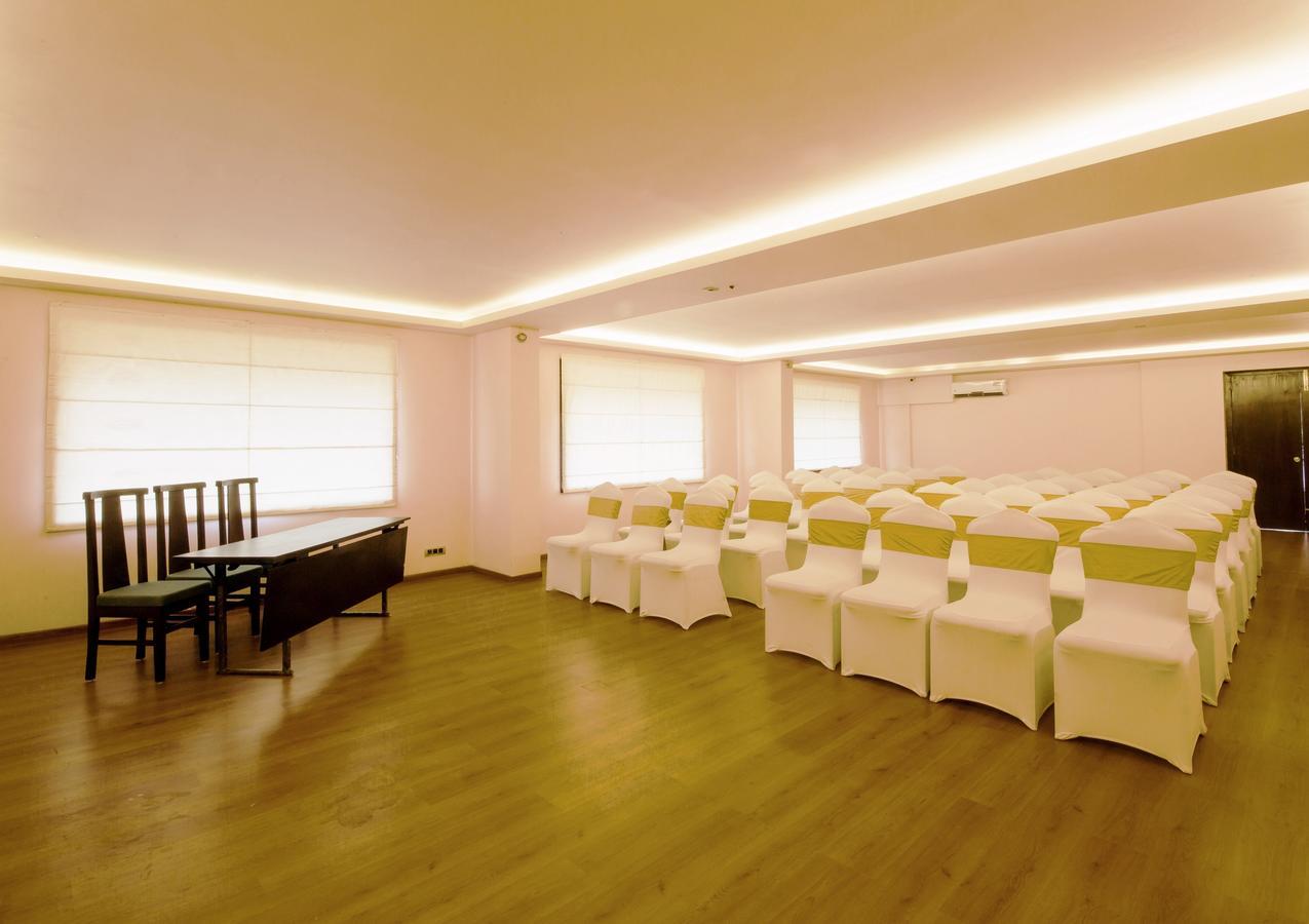 Hotel Central Park Manipal Εξωτερικό φωτογραφία