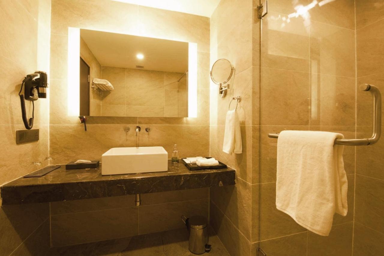 Hotel Central Park Manipal Εξωτερικό φωτογραφία